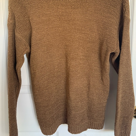 Suzy Shier, Brown Crew Sweater, Size: Medium (no tag) - Picture 2 of 3